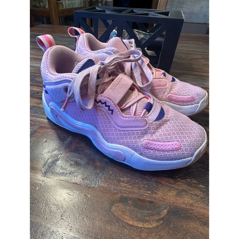 Adidas‎ Donovan Mitchell DON Issue 3 Pink  Kids Basketball Shoes Girls Size 3